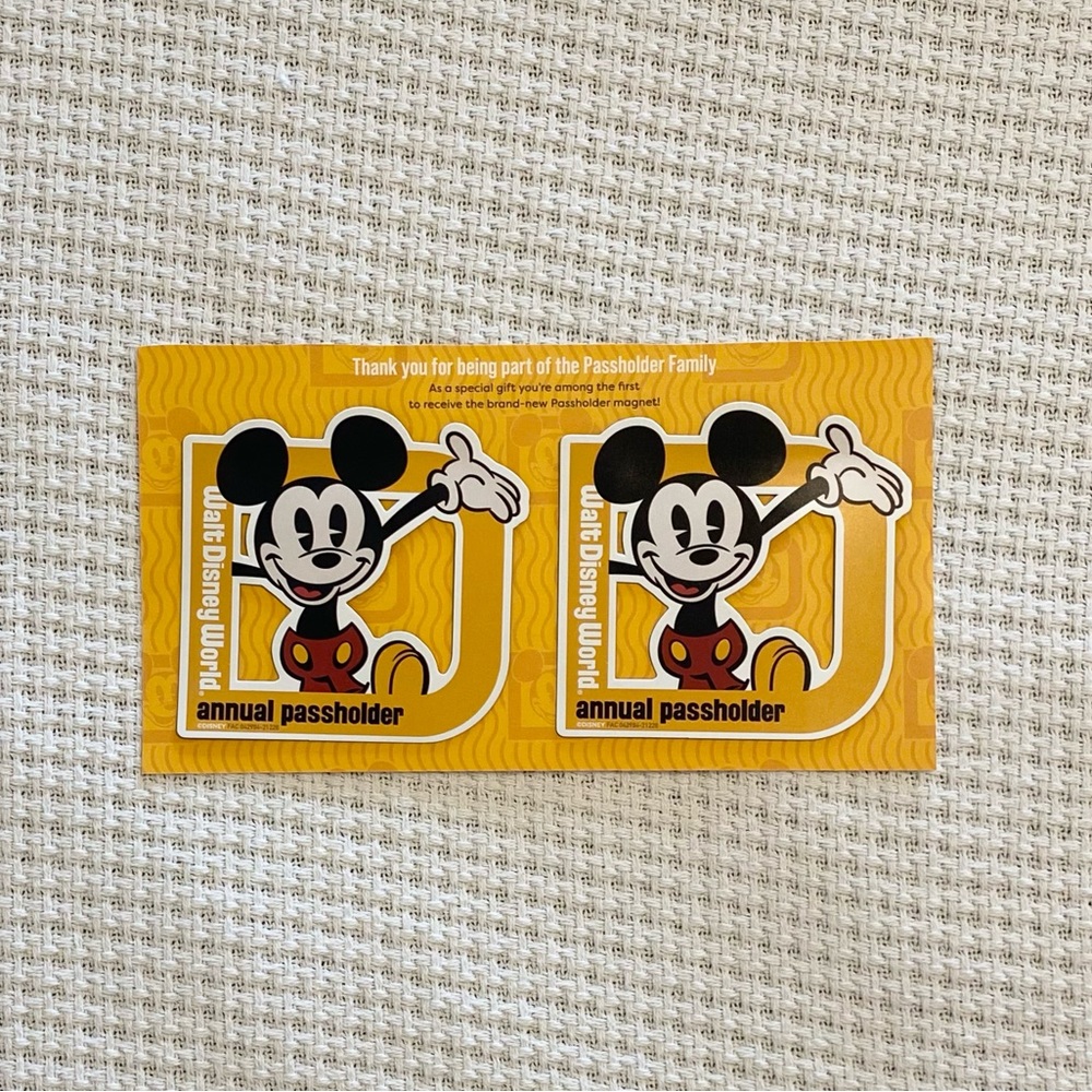 Walt Disney World Passholder Magnet Bundle (2 pack)
